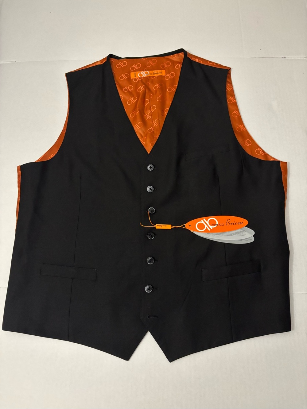 Bianco Brioni  Men’s Vest Size 48L (Material unknown )